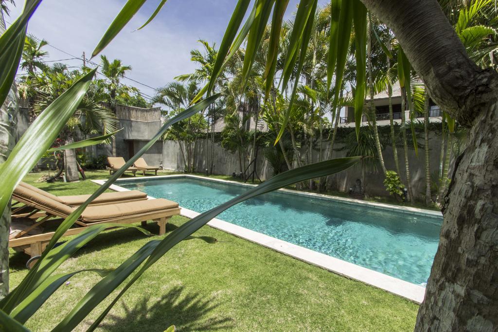 Villa Kundalini Seminyak Exterior foto