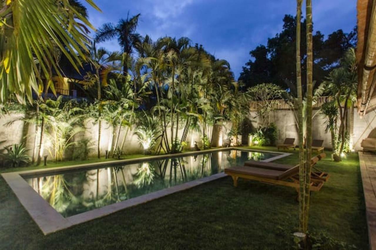 Villa Kundalini Seminyak Exterior foto