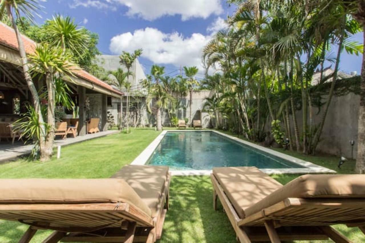 Villa Kundalini Seminyak Exterior foto